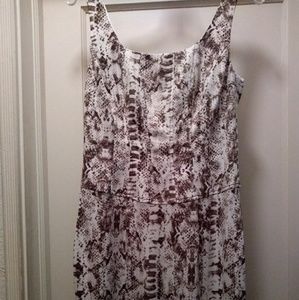 New Size 6 CACHE lined stretch reptile print dress